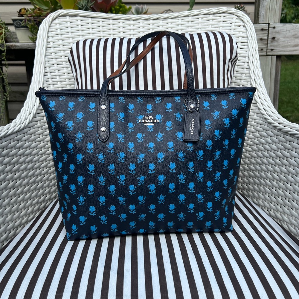 Coach City Zip Top Tote in Badlands Floral Print